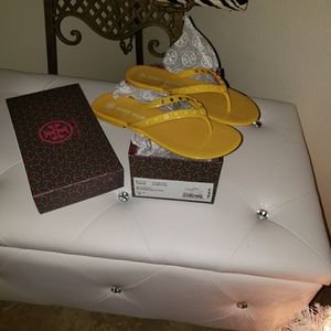 Tory Burch Jelly Flip-flop